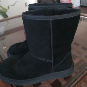 Uggs Koolaburra boots